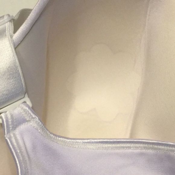 Playtex Smooth Underwire Lined Bra - Picture 4 of 5